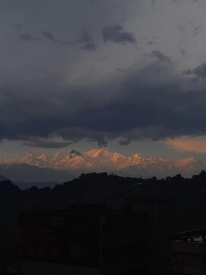Neora Backpackers Hostel Darjeeling  Ngoại thất bức ảnh